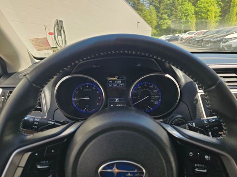 Used 2018 Subaru Outback 3.6R Limited w/ 50th Anniversary Edition AWD/4WD image 27