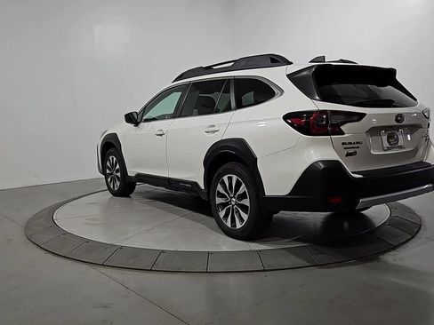 Used 2023 Subaru Outback Limited XT AWD/4WD image 3