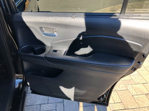 Used 2016 Honda Pilot EX-L image 27