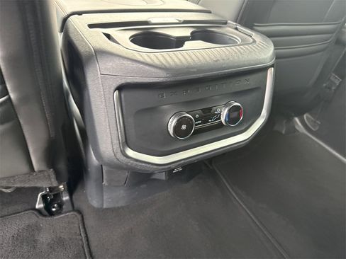 Used 2025 Ford Expedition Active image 23