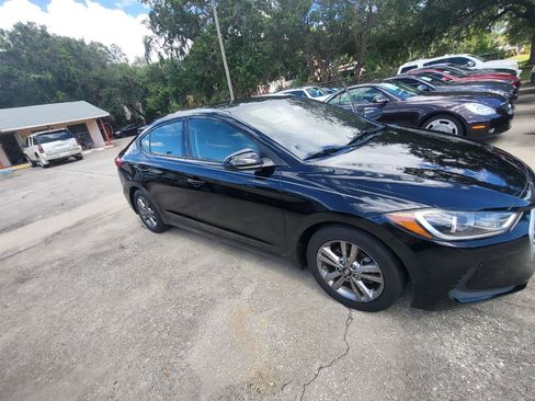 Used 2017 Hyundai Elantra SE FWD image 96