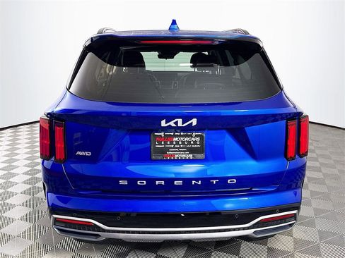 Used 2022 Kia Sorento SX image 6