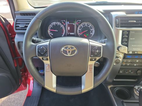 Used 2022 Toyota 4Runner Limited image 24