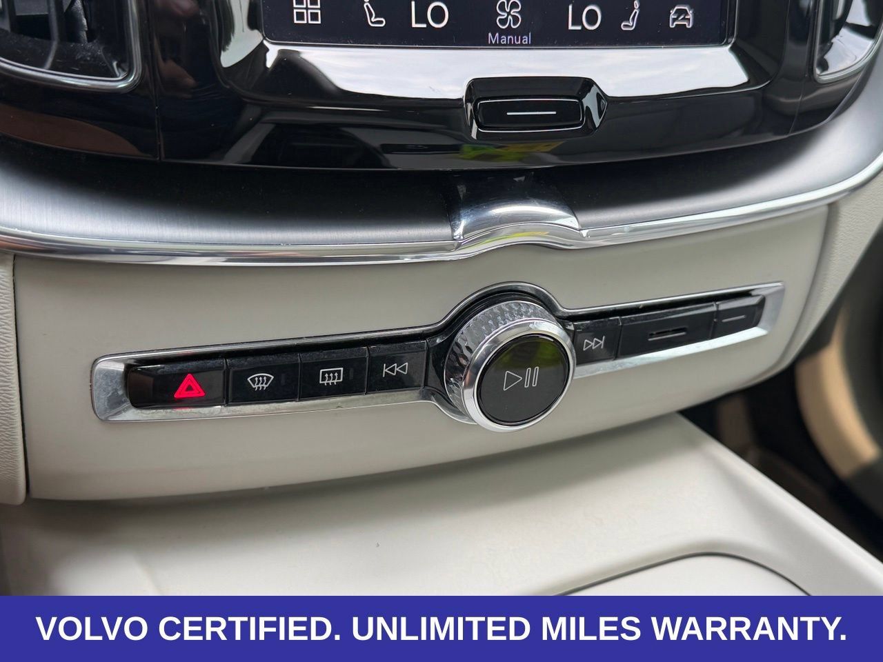 Certified 2024 Volvo XC60 B5 Core w/ Protection Package Premier AWD/4WD image 23
