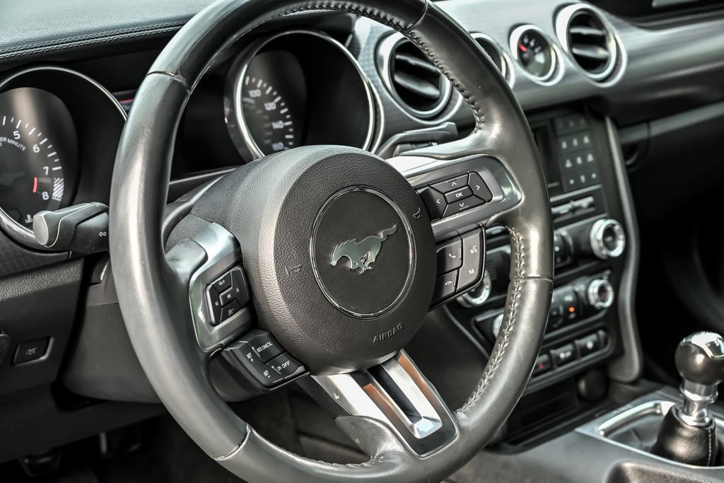 Used 2018 Ford Mustang GT w/ GT Performance Package RWD image 15