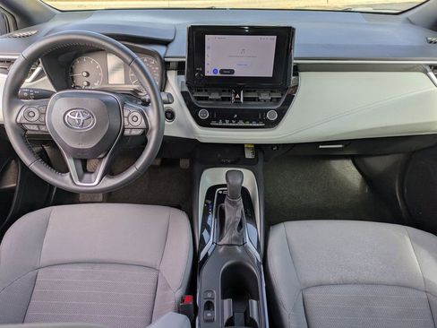 Used 2024 Toyota Corolla SE w/ SE Premium Package image 13