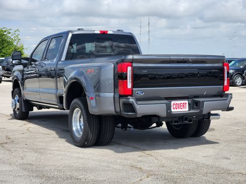 New 2026 Ford F350 Platinum AWD/4WD image 5