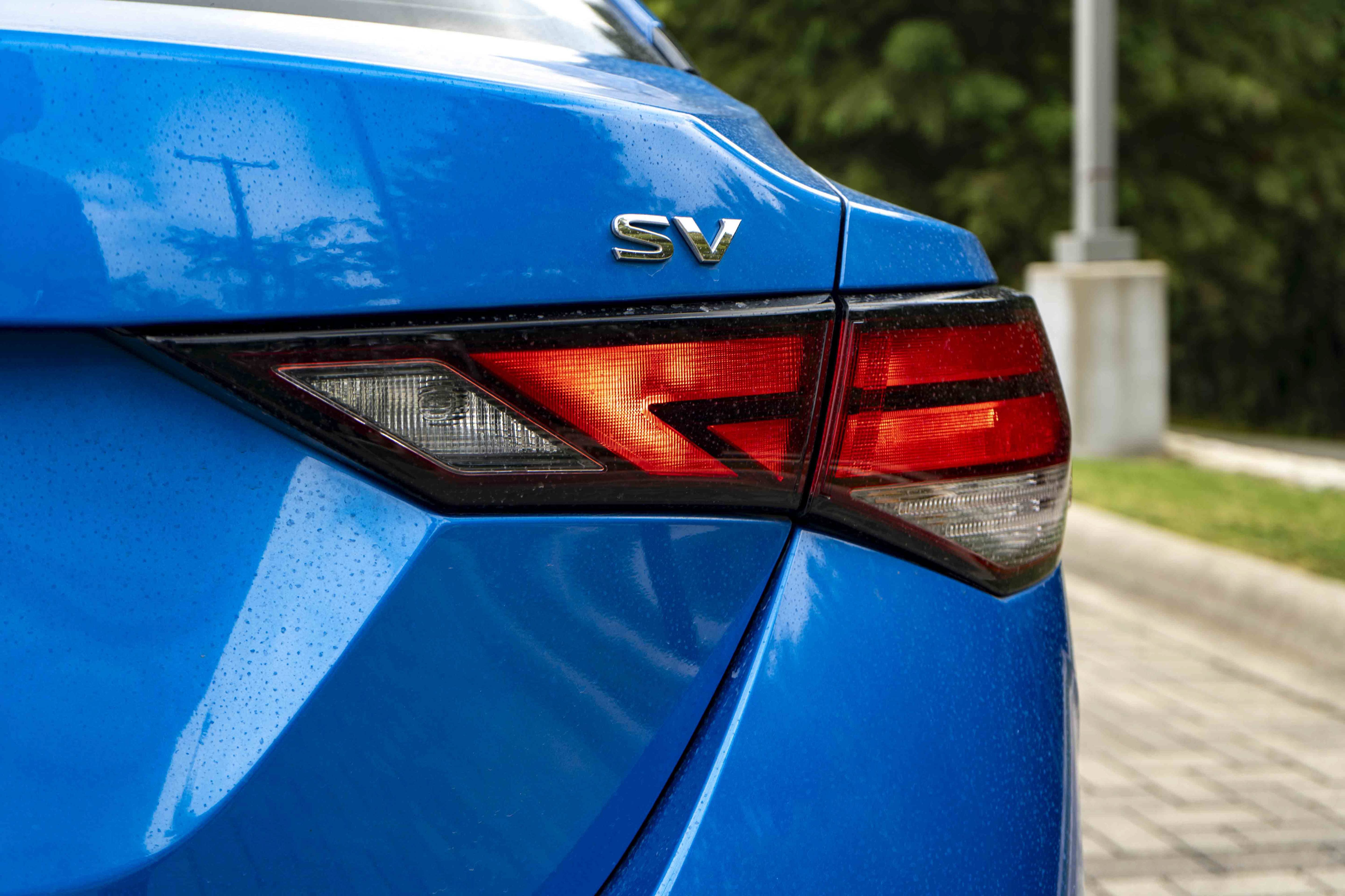 Used 2024 Nissan Sentra SV w/ SV Premium Package FWD image 13