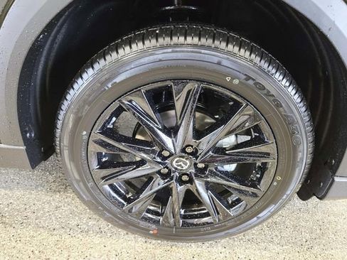 New 2025 MAZDA CX-5 Carbon Edition image 11