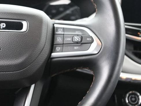 Used 2022 Jeep Compass Limited AWD/4WD image 29