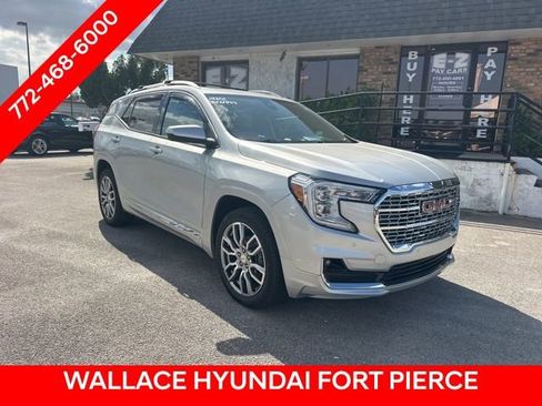 Used 2022 GMC Terrain Denali AWD/4WD image 4