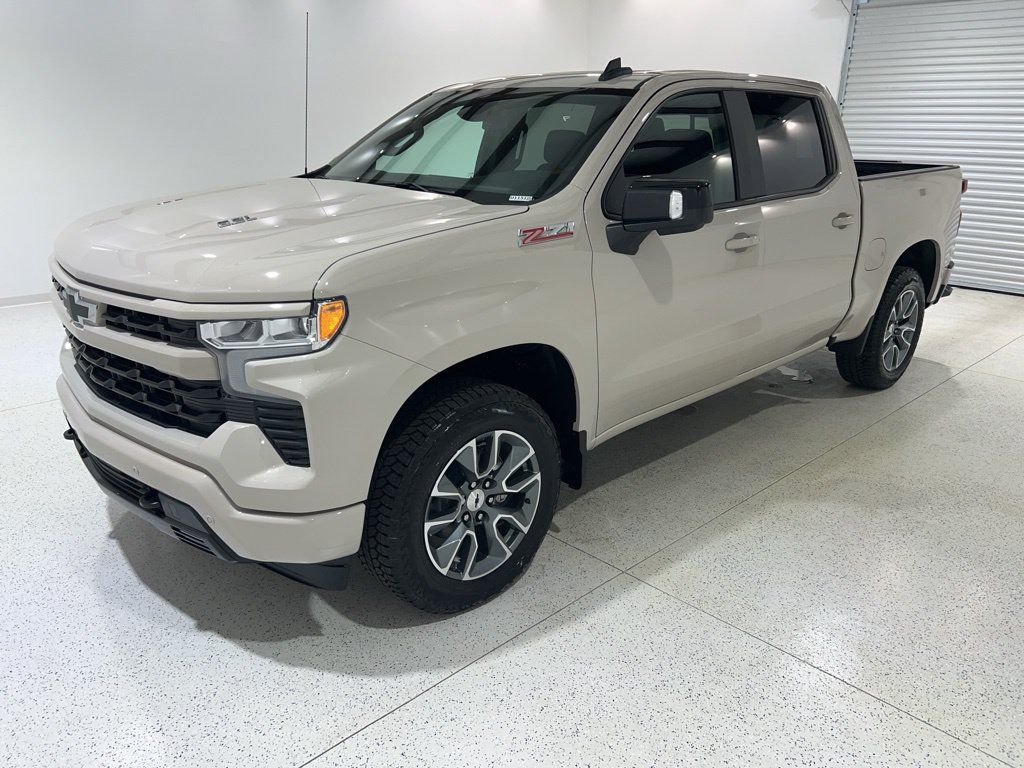 Used 2026 Chevrolet Silverado 1500 RST AWD/4WD image 1