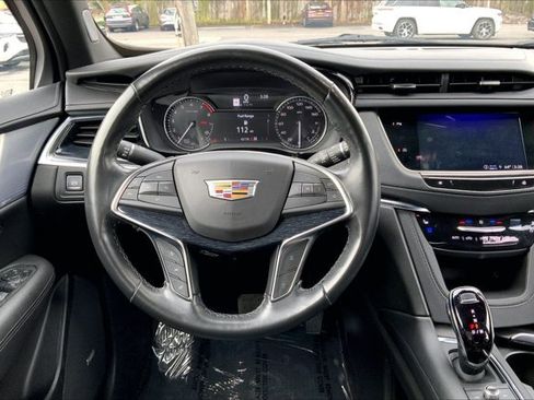 Used 2024 Cadillac XT5 Premium Luxury AWD/4WD image 4