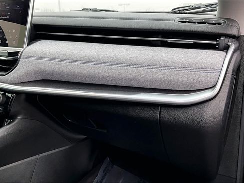 Used 2022 Jeep Compass Latitude image 18