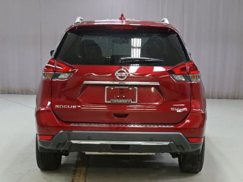 Used 2020 Nissan Rogue SV image 17