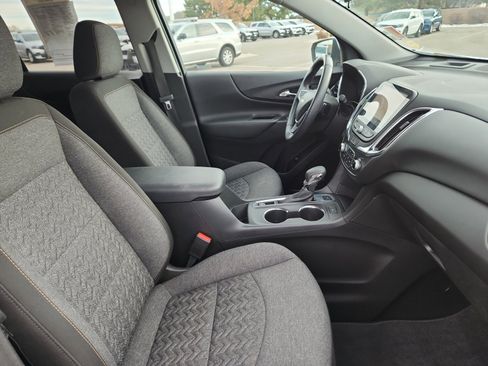 Used 2022 Chevrolet Equinox LT image 20