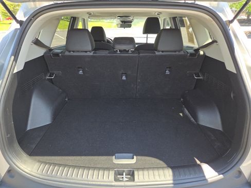 Used 2023 Kia Seltos S w/ Navigation Package FWD image 21