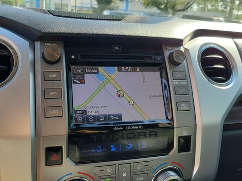 Used 2018 Toyota Tundra Limited w/ Limited Premium Package image 23