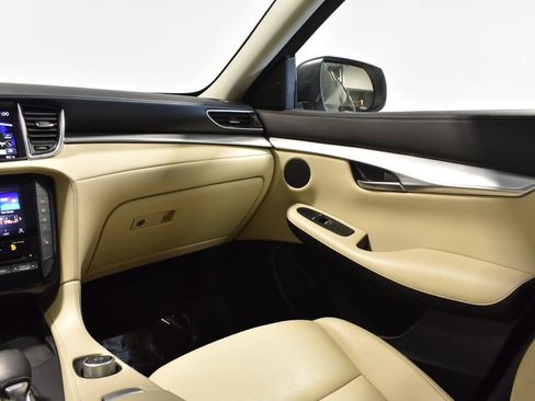 Used 2020 INFINITI QX50 Essential w/ Cargo Package image 14