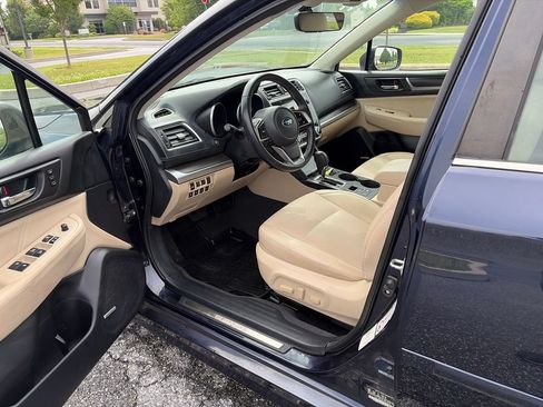 Used 2018 Subaru Legacy 2.5i Limited AWD/4WD image 10