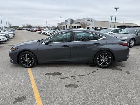 Used 2022 Lexus ES 350 w/ Premium Package image 7