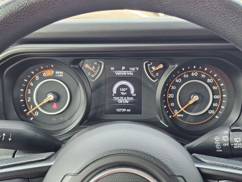 Used 2024 Jeep Wrangler Sport AWD/4WD image 24