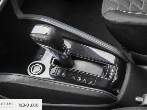 Used 2022 Nissan Kicks S image 23