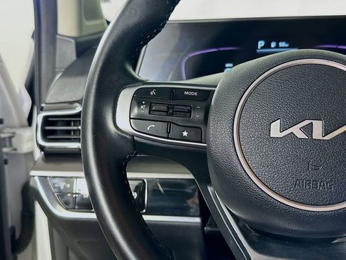 Used 2023 Kia Sportage EX FWD image 17