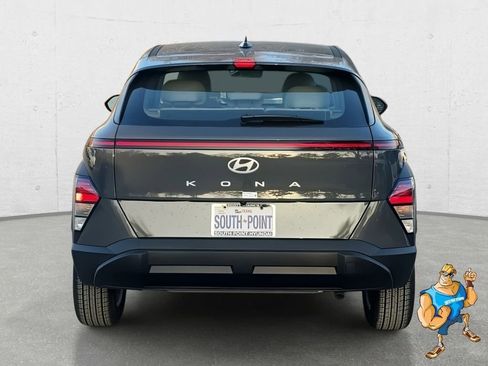 New 2026 Hyundai Kona SE image 6
