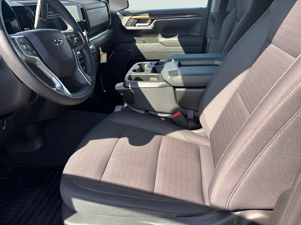 Used 2025 Chevrolet Silverado 1500 RST RWD image 16