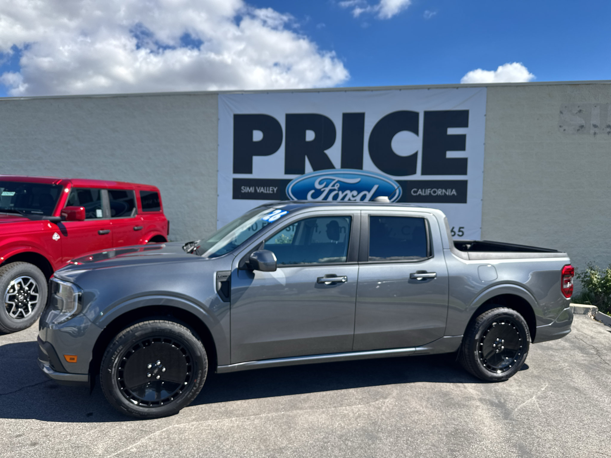 Used 2026 Ford Maverick Lobo AWD/4WD image 2