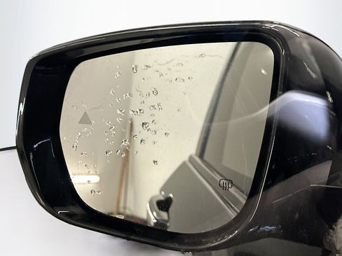 Used 2023 Jeep Grand Cherokee L Laredo image 16