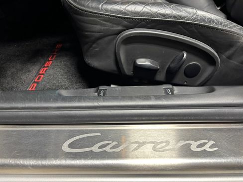 Used 2004 Porsche 911 Carrera 4S AWD/4WD image 8