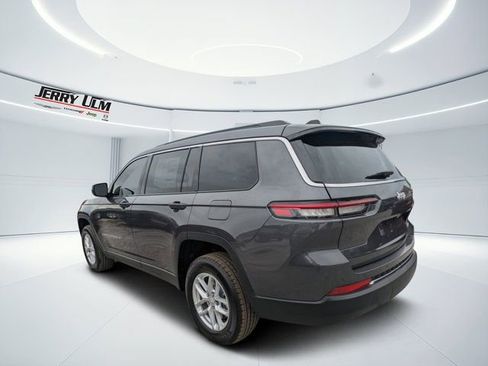 New 2025 Jeep Grand Cherokee L Laredo image 5