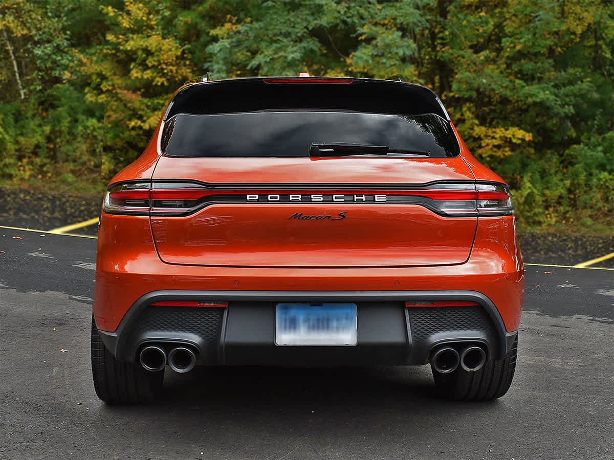 Used 2024 Porsche Macan S AWD/4WD image 14