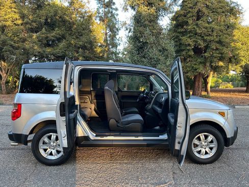 Used 2008 Honda Element EX image 33