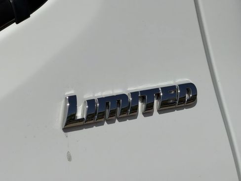 Used 2023 Toyota Tacoma Limited RWD image 10