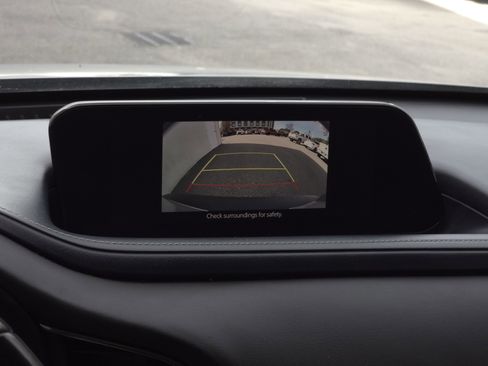 Used 2020 MAZDA CX-30 FWD w/ Preferred Package image 19