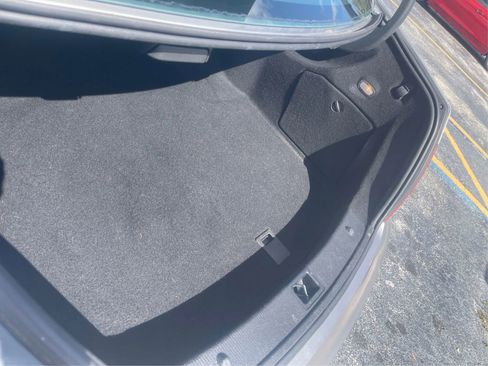 Used 2014 Mercedes-Benz C 250 Sedan image 22