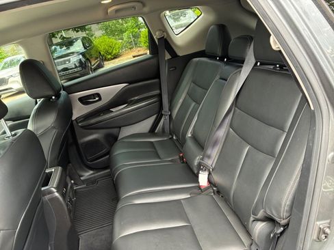 Used 2022 Nissan Murano SV AWD/4WD image 34