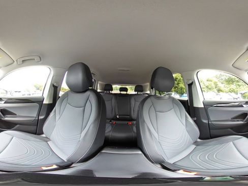 Used 2026 Volkswagen Tiguan SE AWD/4WD image 42