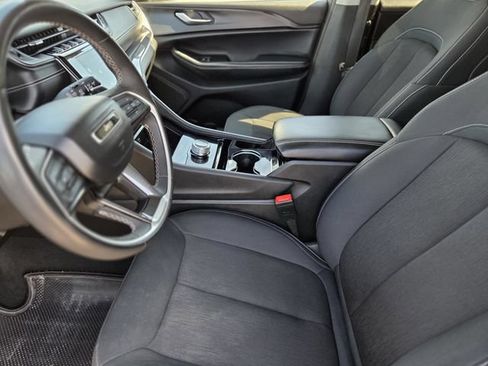 Used 2023 Jeep Grand Cherokee L Laredo w/ Luxury Tech Group I RWD image 24
