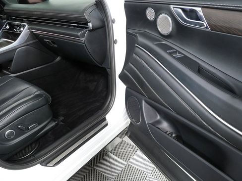 Used 2021 Genesis GV80 2.5T w/ Prestige Package 04 image 26