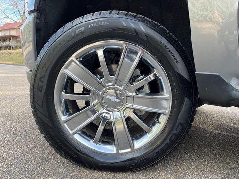 Used 2017 Chevrolet Silverado 1500 High Country image 53