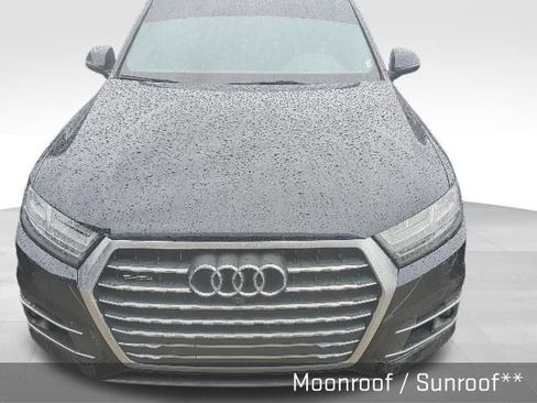 Used 2017 Audi Q7 3.0T Prestige w/ Prestige Package AWD/4WD image 2