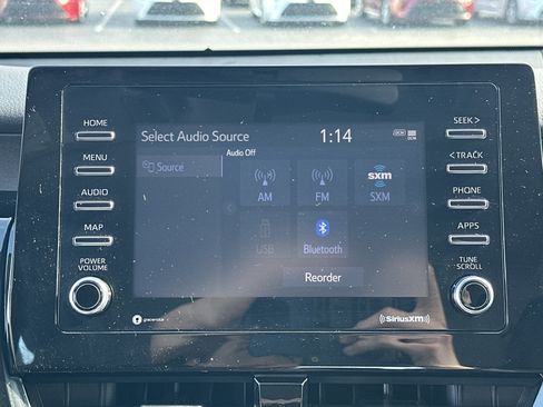 Certified 2021 Toyota Camry SE image 23