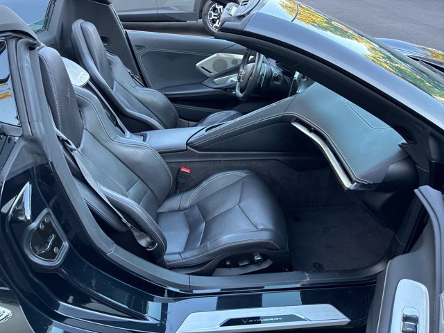 Used 2024 Chevrolet Corvette Stingray Preferred Conv w/ Z51 Performance Package RWD image 9