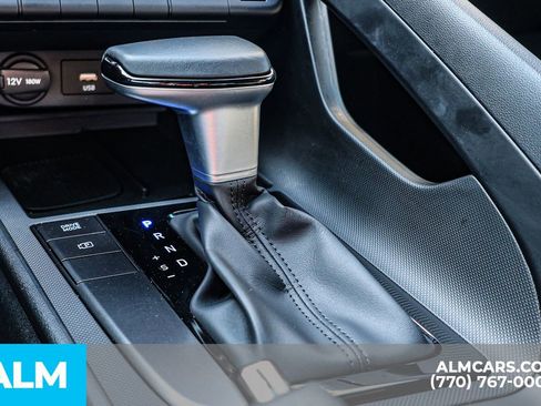 Used 2025 Hyundai Elantra Sport image 41