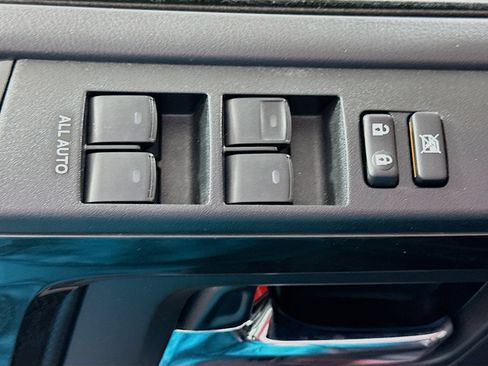 Used 2024 Toyota 4Runner TRD Off-Road Premium image 15