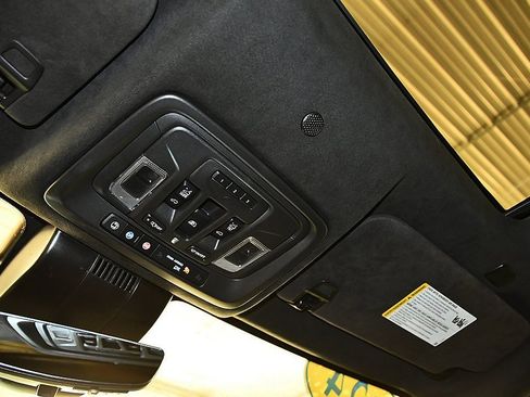 Used 2024 GMC Sierra 2500 AT4X image 25